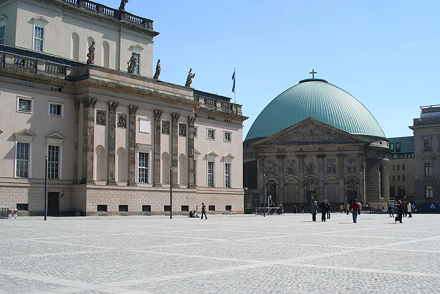 A Forum Fridericianum Bebelplatz