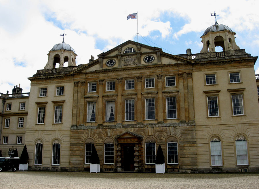 Badminton Front