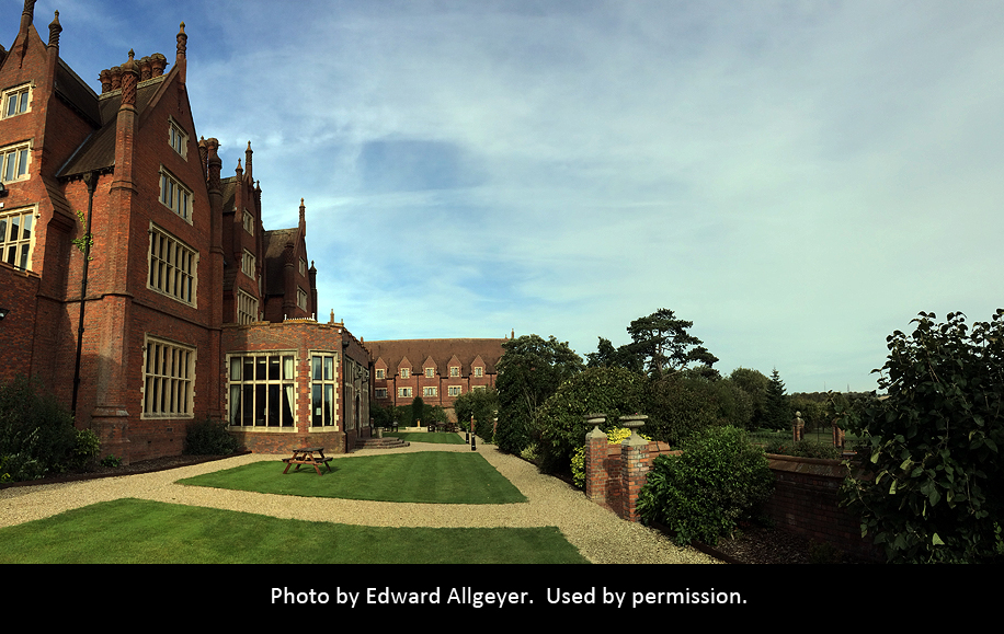 Dunston Hall DiCamillo