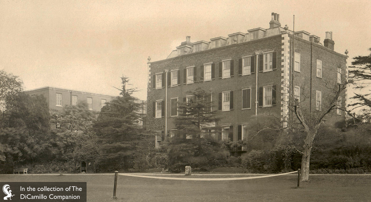 Finchley Manor (The Manor House) DiCamillo